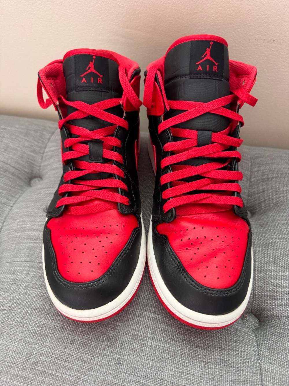 Nike Air Jordan 1 Mid Bred Black Red Basketball Sneakers Men's Size 11